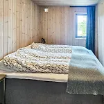 4 Bedroom In Vinje *