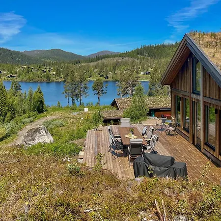 4 Bedroom In Vinje * Oyfjell