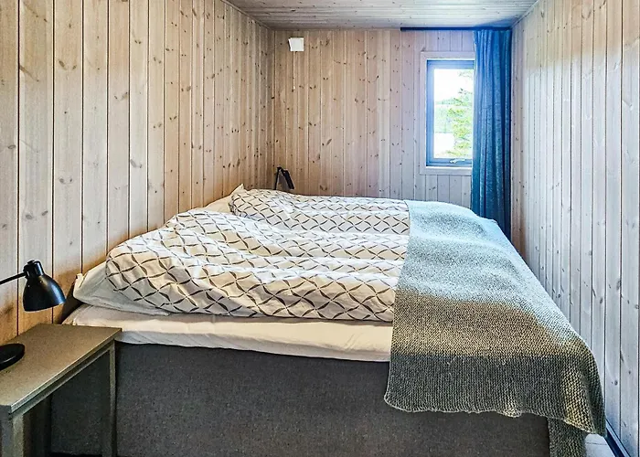 4 Bedroom In Vinje *